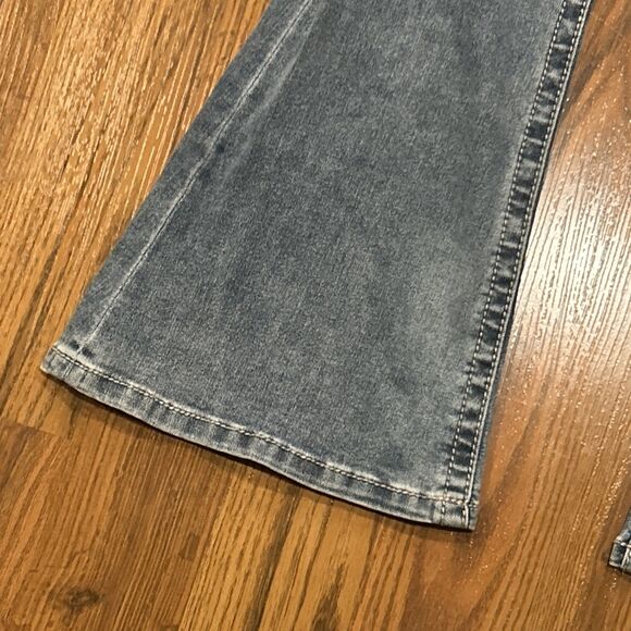 Austin Landing Jeans Junior Womens 3 Rhinestone Star Pockets Western Flare Rodeo - Picture 6 of 11